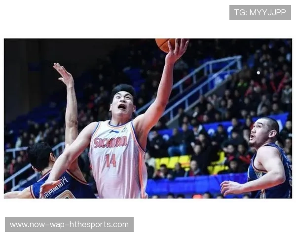 管理层盯紧“内线引援”，多名硬汉目标逐步锁定，球队重建新篇章即将开启